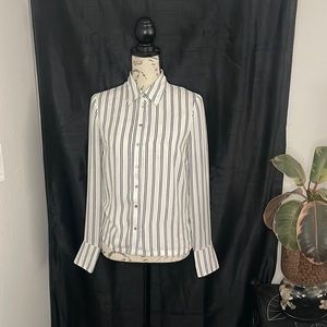 Woman’s H&M Blouse